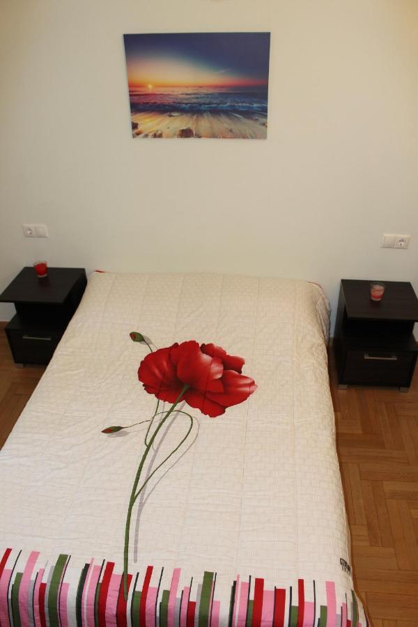 Comfortable Apartment In The Center Of Афіни Екстер'єр фото