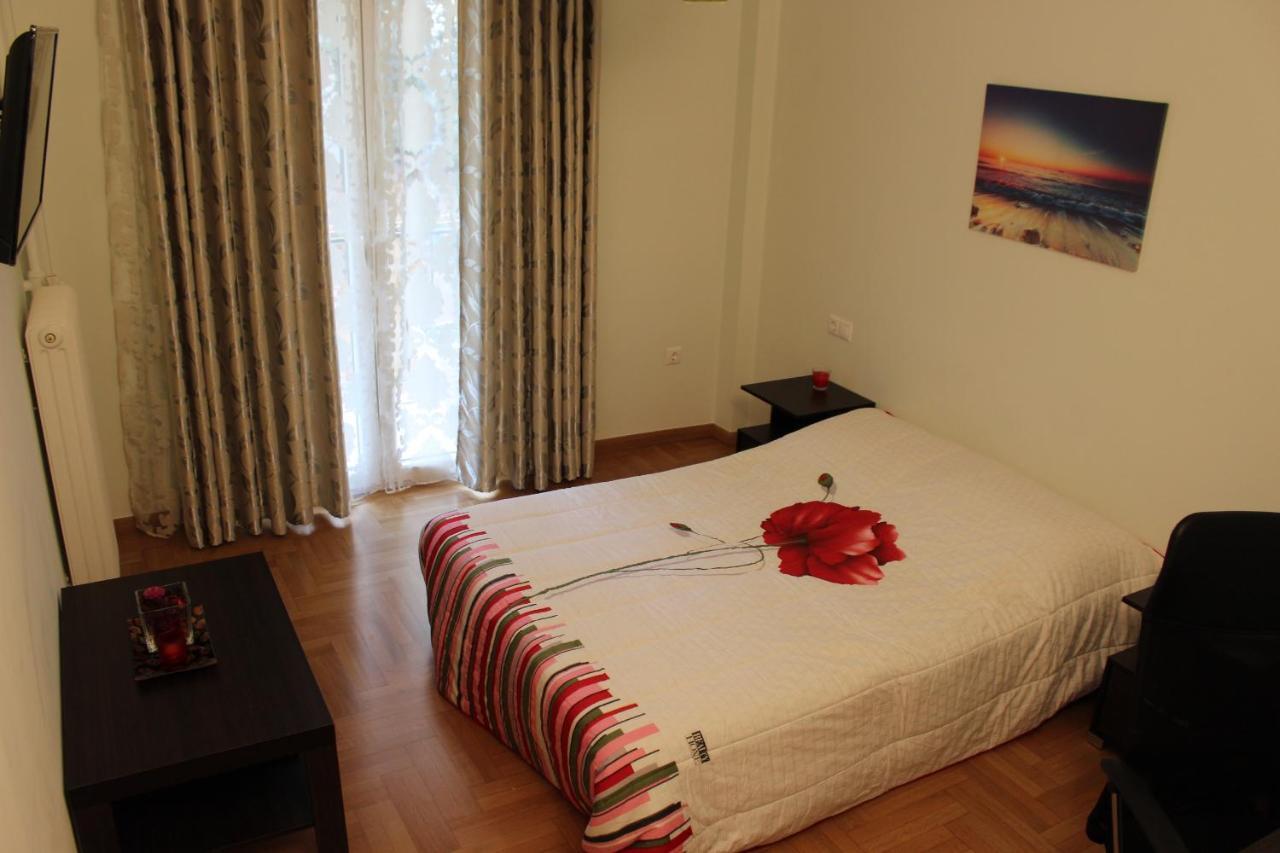 Comfortable Apartment In The Center Of Афіни Екстер'єр фото
